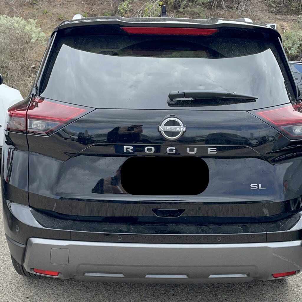 モントレーで利用した日産 Rogueのレンタカー